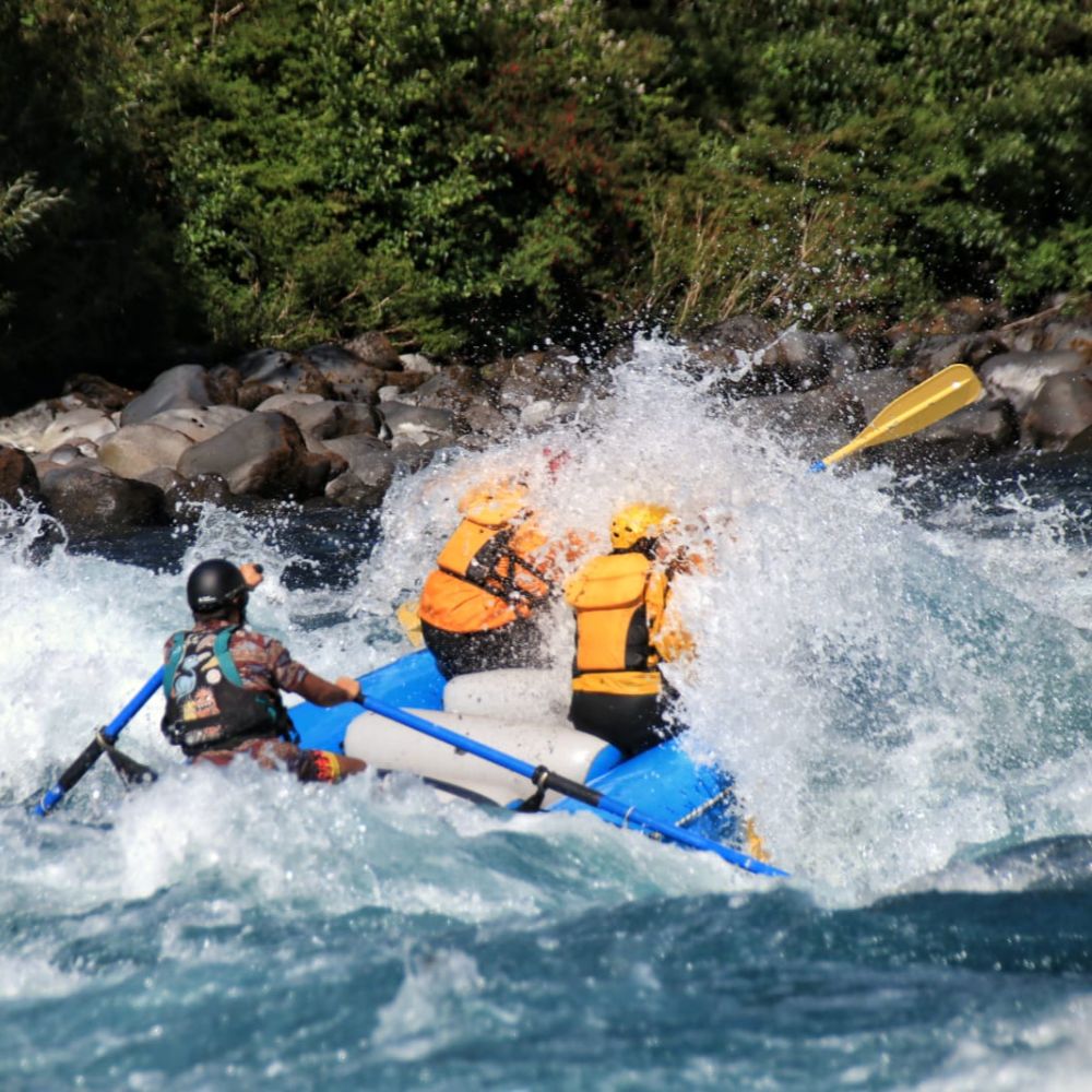 RAFTING en el río Petrohué